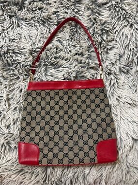 Gucci Beige GG Canvas Shoulder Bag with Red Trim